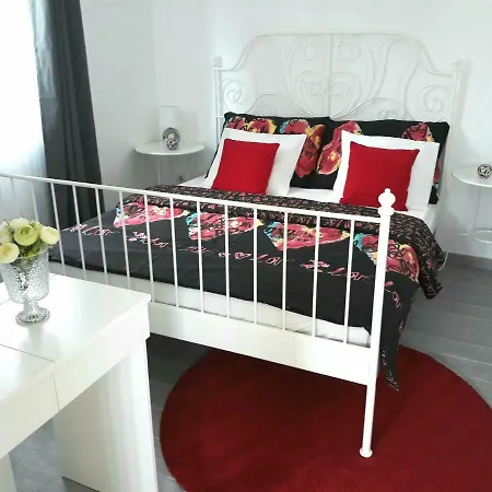 Matenda House * Mravince